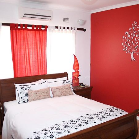 Sunflower Court Bed And Breakfast Gaborone Kültér fotó