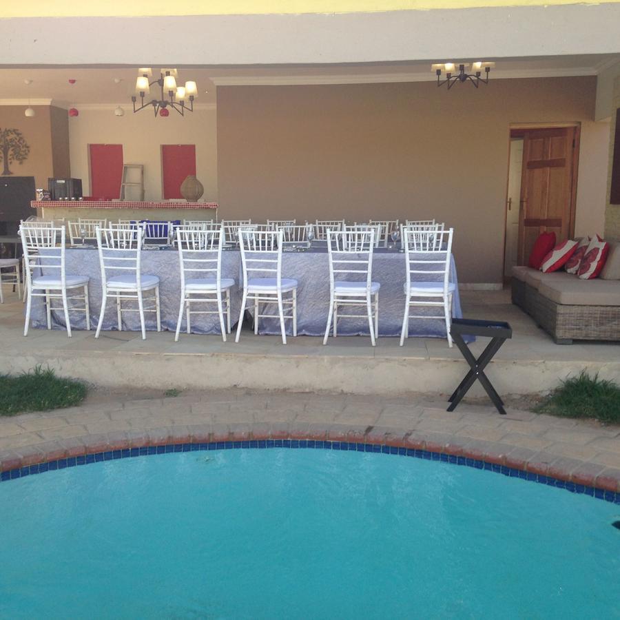 Sunflower Court Bed And Breakfast Gaborone Kültér fotó
